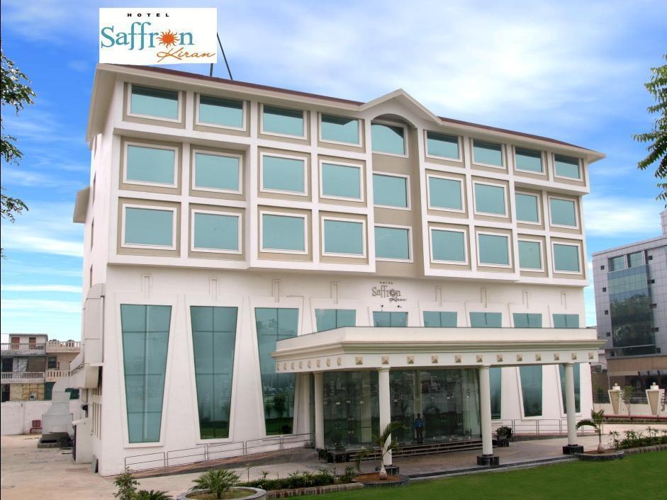 Hotel Saffron Kiran Νόιντα Εξωτερικό φωτογραφία